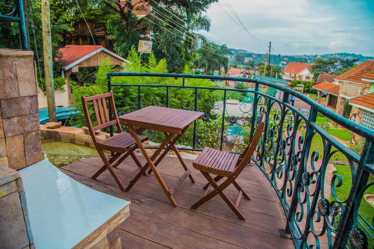 Shangri-La Hotel Muyenga Bugolobi Dış mekan fotoğraf