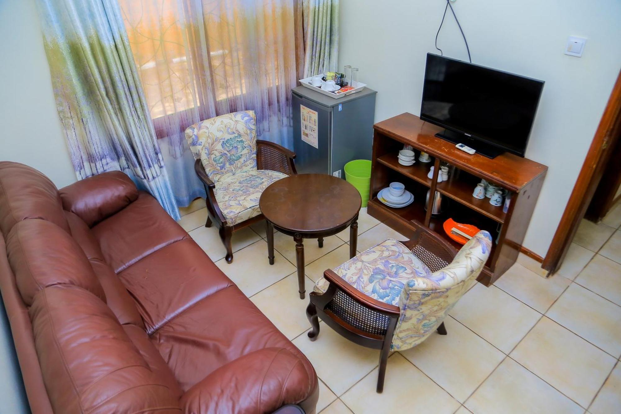 Shangri-La Hotel Muyenga Bugolobi Dış mekan fotoğraf