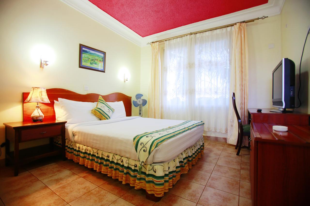 Shangri-La Hotel Muyenga Bugolobi Dış mekan fotoğraf